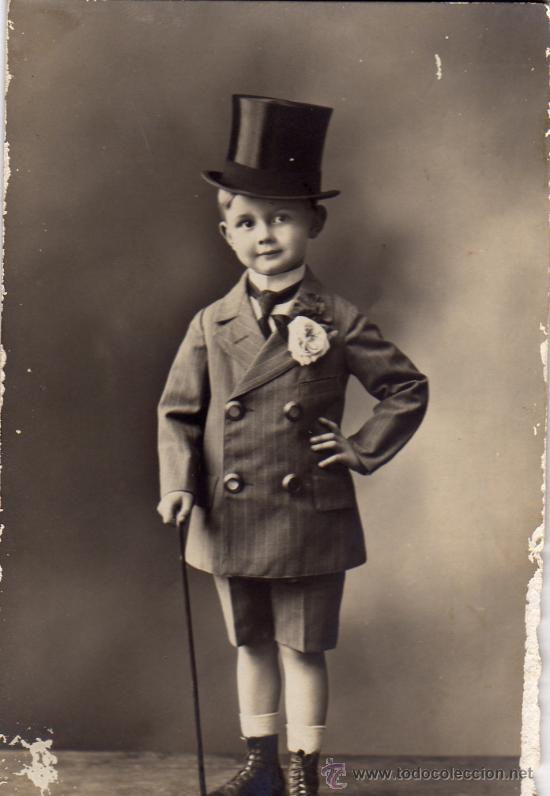 Postales: NI&Ntilde;O MUY ELEGANTE - Foto 1