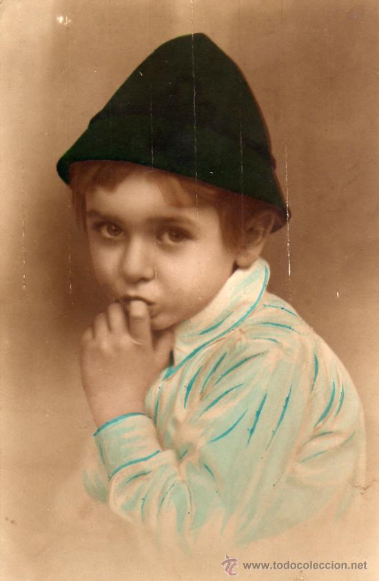 Postales: NI&Ntilde;O CHUPANDOSE EL DEDO - Foto 1