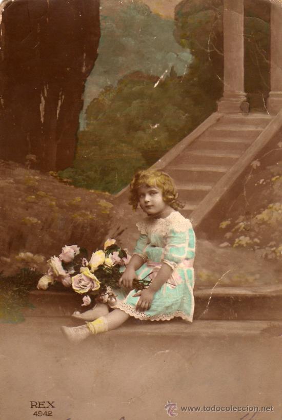 Postales: NI&Ntilde;A CON RAMO DE FLORES 2 - Foto 1