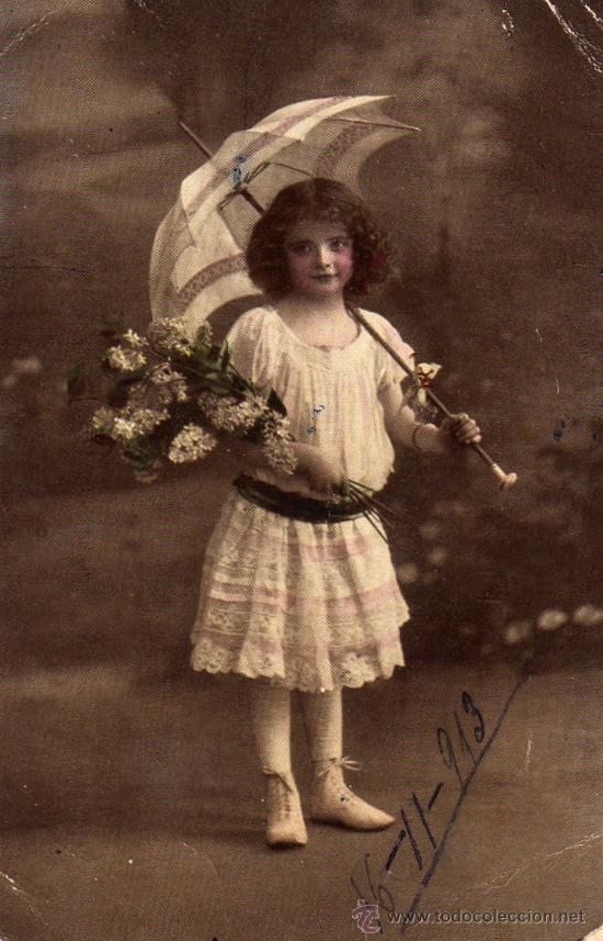 Postales: NI&Ntilde;A CON SOMBRILLA Y FLORES - Foto 1