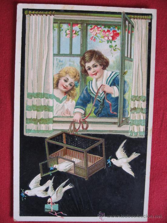 Postales: SOLTANDO A LAS PALOMAS - Foto 1