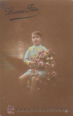 Postales: ni&ntilde;o con un ramo de flores - Foto 1