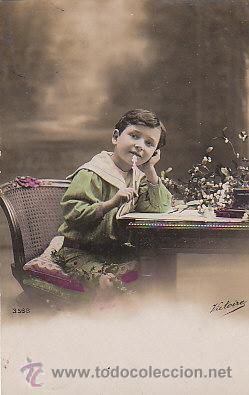 Postales: ni&ntilde;o en el escritorio, del a&ntilde;o 1912 - Foto 1