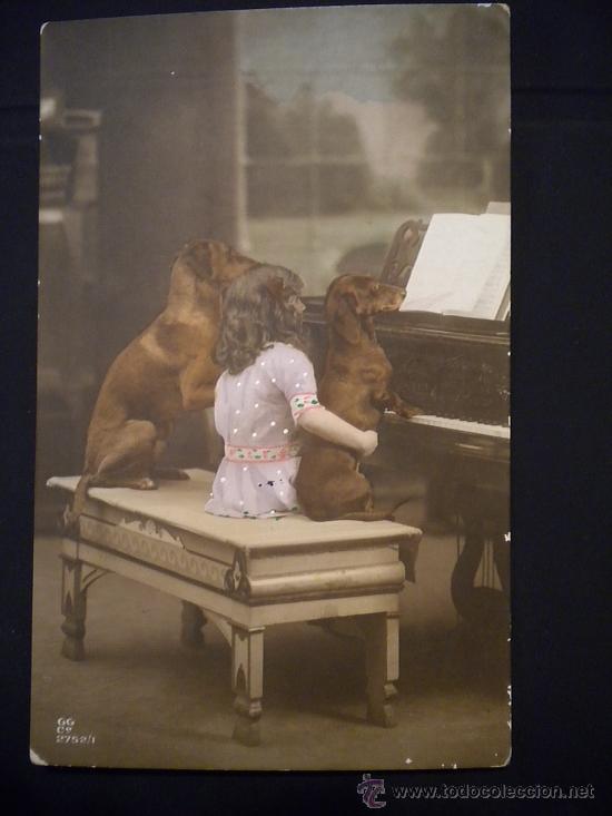 Postales: Postal coloreada ni&ntilde;a ypiano. - Foto 1