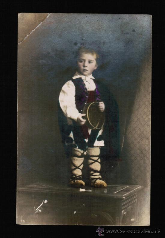 Postales: POSTAL DE NI&Ntilde;O VESTIDO DE EPOCA - Foto 1