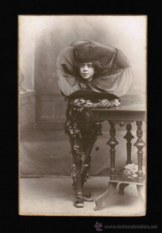 Postales: POSTAL DE NI&Ntilde;A VESTIDA DE FOR - Foto 1