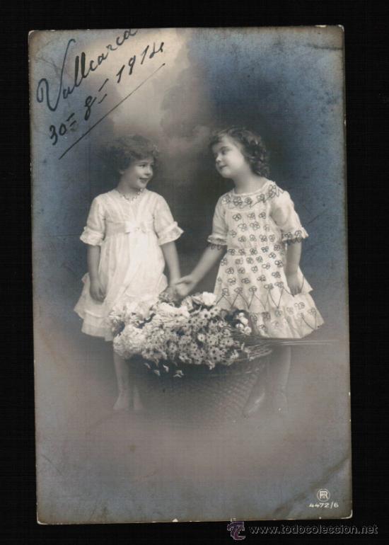 Postales: POSTAL NI&Ntilde;AS CON FLORES - Foto 1