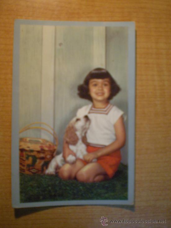Postales: POSTAL NI&Ntilde;A CON EL PERRO ESCRITA - Foto 1
