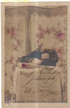Postales: TARJETA POSTAL NI&Ntilde;A DORMIDA EN LA MESA - Foto 1