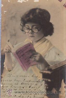 Postales: TARJETA POSTAL NI&Ntilde;A LEYENDO - Foto 1