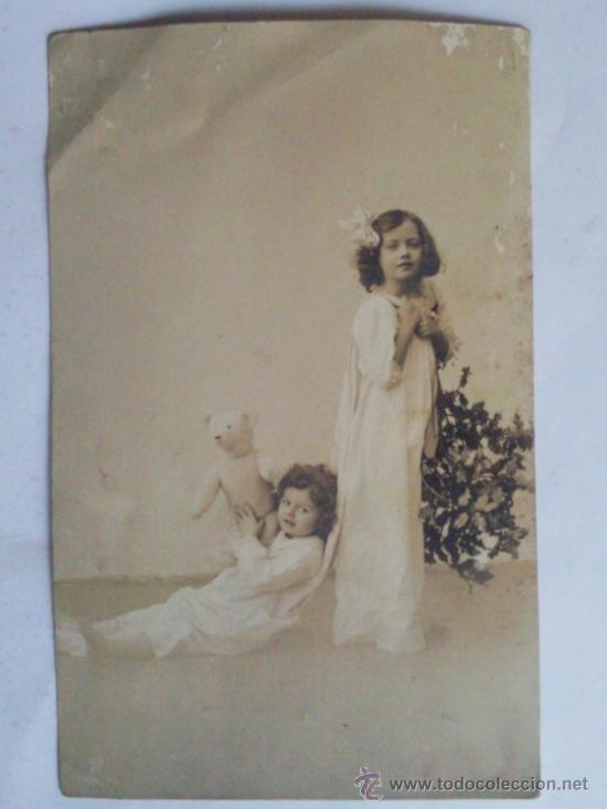 Postales: POSTAL DOS NI&Ntilde;AS CON OSITO, 1912 - Foto 1