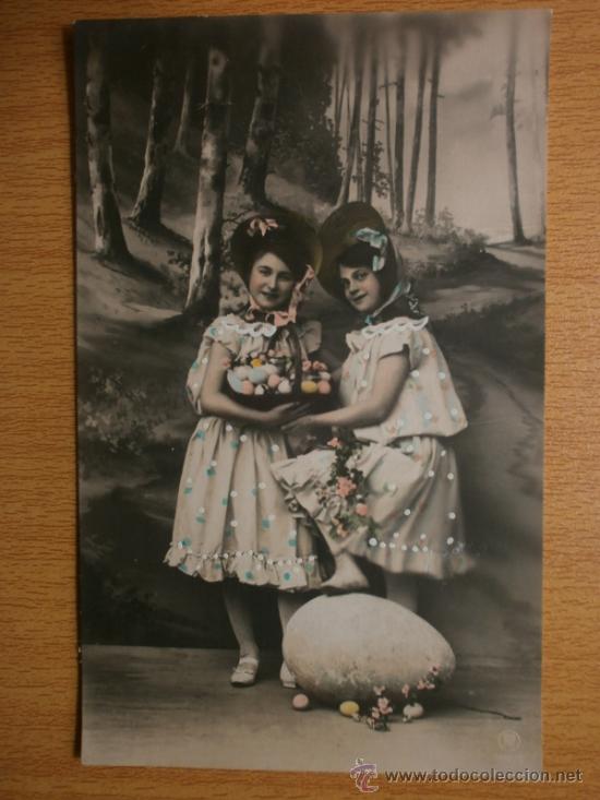 Postales: BONITA POSTAL DE NI&Ntilde;AS CON  UNA CESTA. - Foto 1