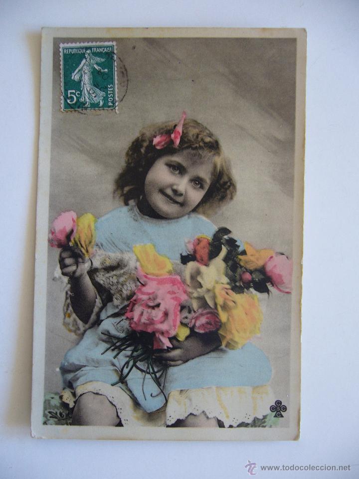 Postales: Postal Rom&aacute;ntica. Ni&ntilde;a con flores. Circulada 1908. - Foto 1