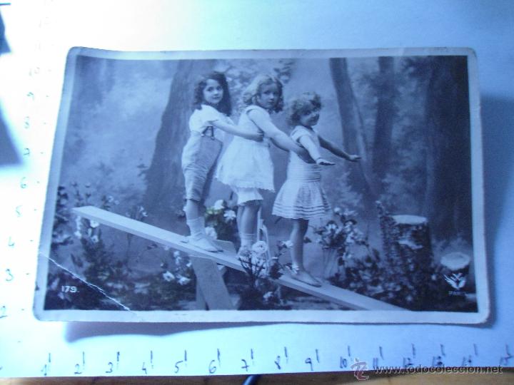 Postales: ANTIGUA POSTAL NI&Ntilde;AS POSANDO - A&Ntilde;O 1909 - Foto 1