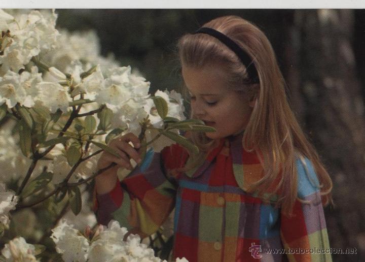 Postales: Postal ni&ntilde;a con flores - Foto 1