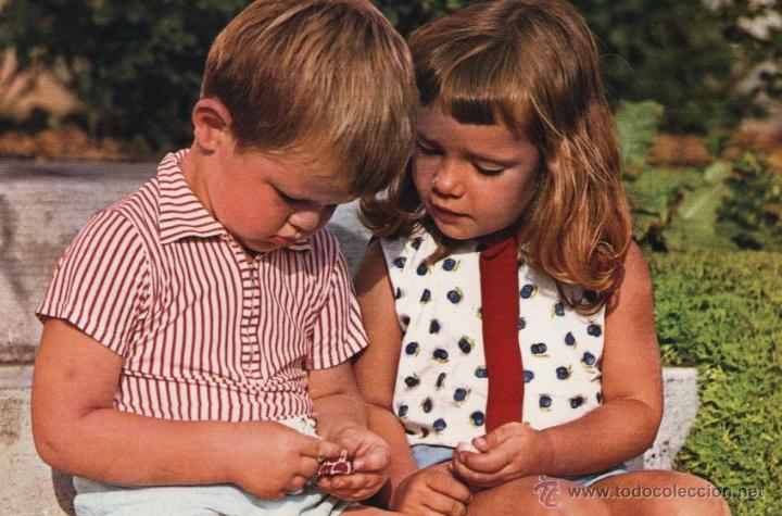Postales: Postal ni&ntilde;o y ni&ntilde;a - Foto 1