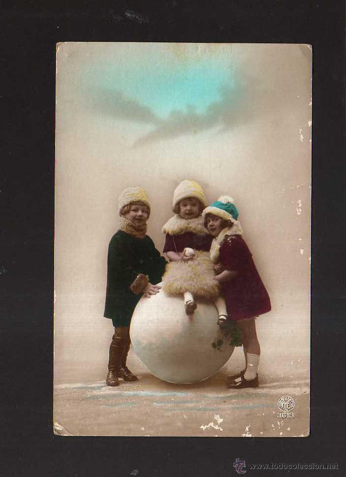 Postales: Postal grupo de ni&ntilde;os . Circulada. - Foto 1
