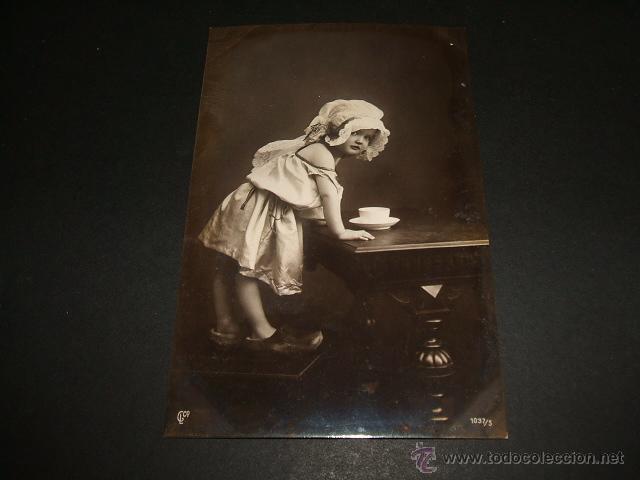 Postales: NI&Ntilde;A CON TAZA POSTAL 1906 - Foto 1