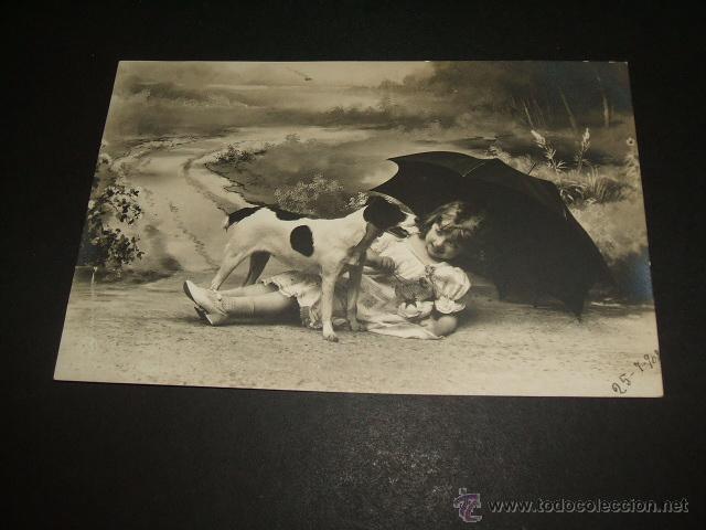 Postales: NI&Ntilde;A CON PERRO POSTAL ANTIGUA - Foto 1
