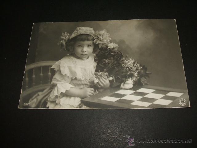 Postales: NI&Ntilde;A CON FLORES POSTAL ANTIGUA - Foto 1