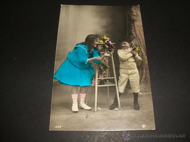 Postales: NI&Ntilde;OS CON FLORES POSTAL ANTIGUA - Foto 1