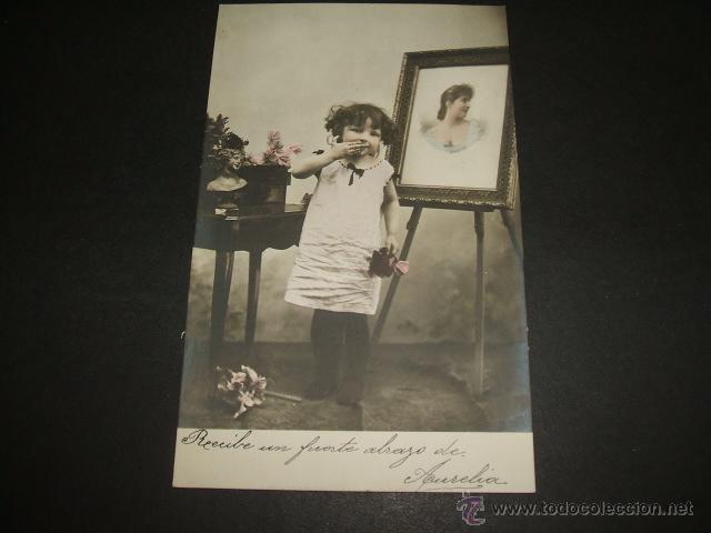 Postales: NI&Ntilde;A MANDANDO UN BESO POSTAL - Foto 1