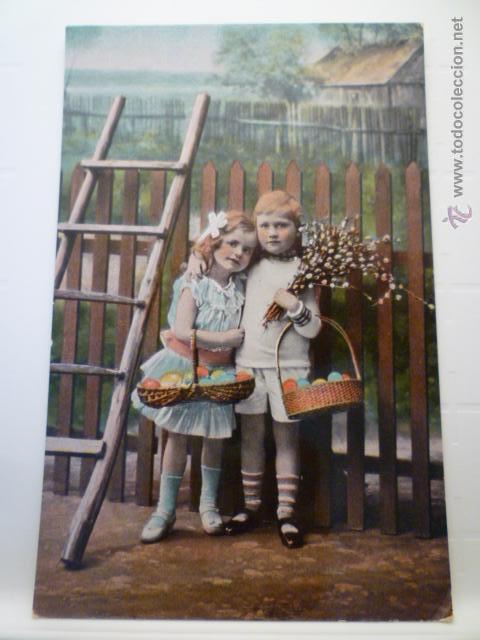 Postales: POSTAL NI&Ntilde;OS POSANDO. ESCRITA. - Foto 1