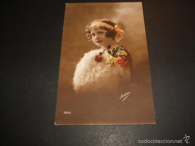 Postales: NI&Ntilde;A CON FLORES POSTAL - Foto 1