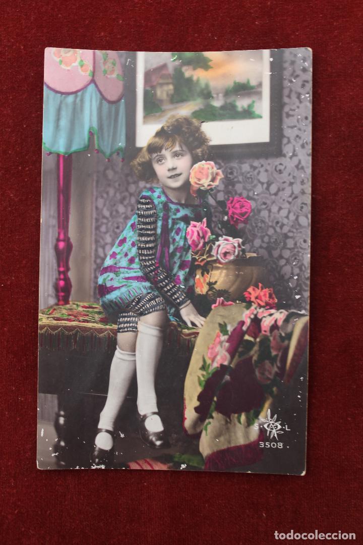 Postales: POSTAL NI&Ntilde;A CON FLORES , SOL 3508 - Foto 1