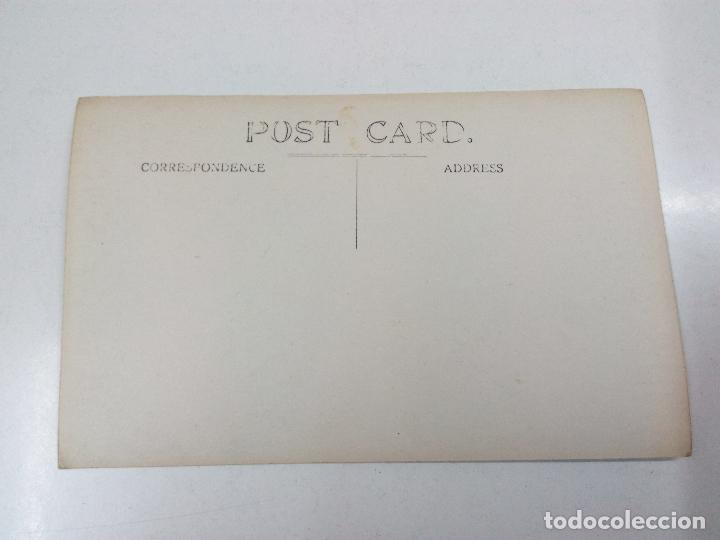 Postales: POSTAL ANTIGUA . NI&Ntilde;A DE COMUNION POSANDO - Foto 2