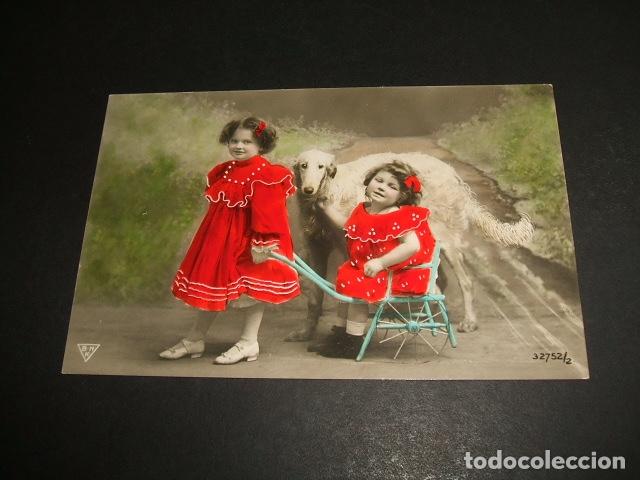 Postales: NI&Ntilde;AS CON PERRO POSTAL HACIA 1910 - Foto 1