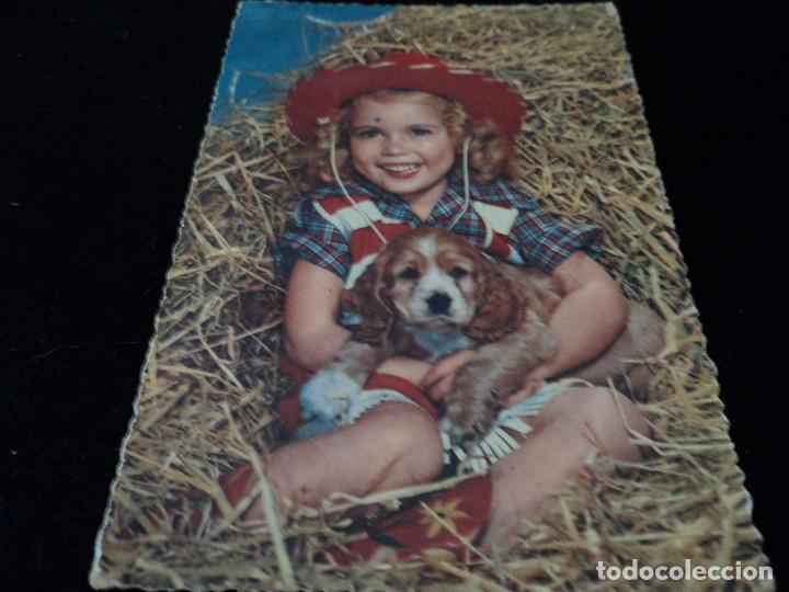 Postales: dos postales circuladas de ni&ntilde;as con animal - Foto 1