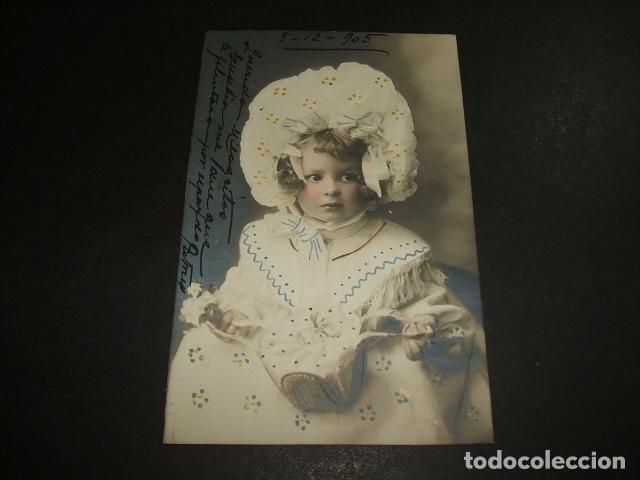 Postales: NI&Ntilde;A CON CESTA POSTAL EN RELIEVE 1905 - Foto 1