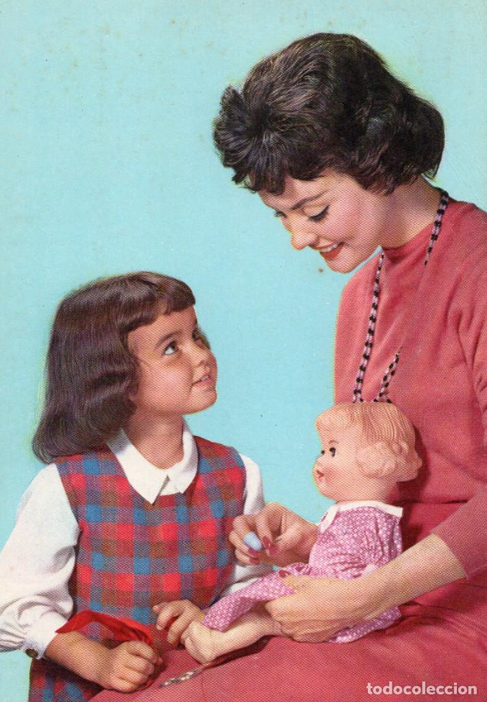 Postales: NI&Ntilde;A MU&Ntilde;ECA - Foto 1