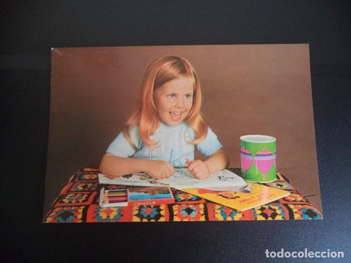 Postales: Tierna postal de una ni&ntilde;a. - Foto 1