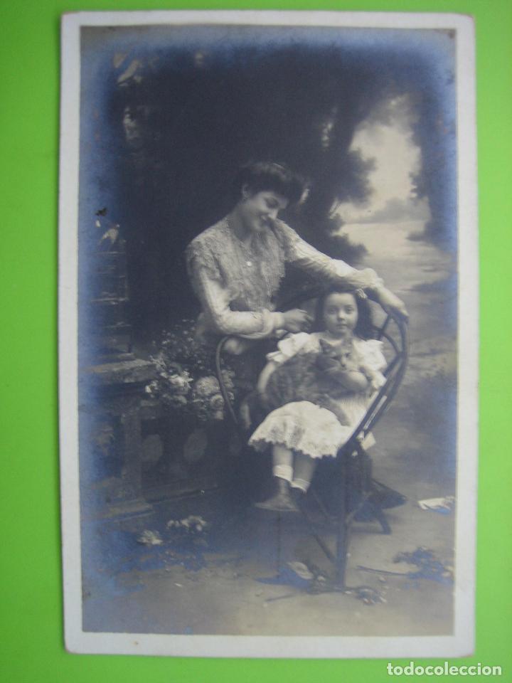 Postales: Antigua postal de ni&ntilde;os - Foto 1