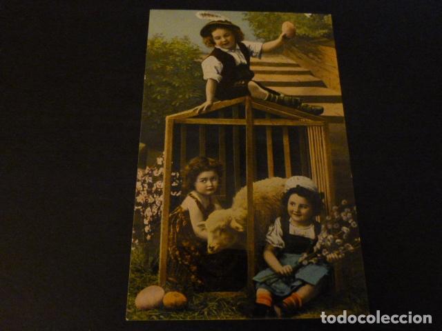 Postales: POSTAL NI&Ntilde;OS CON CORDERO - Foto 1