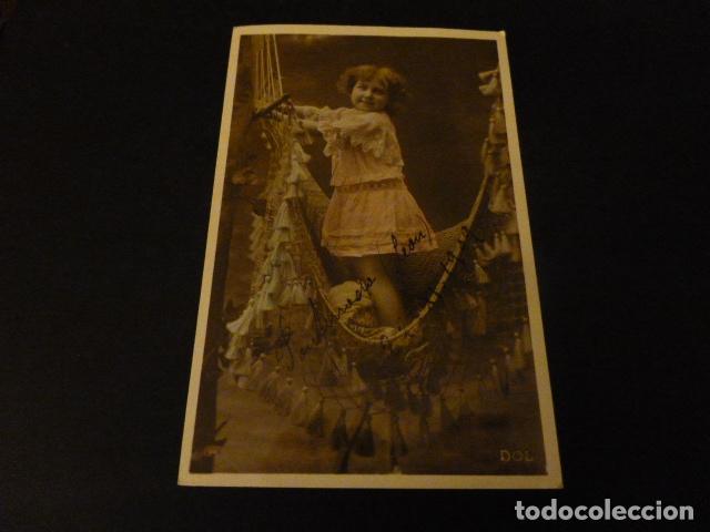 Postales: NI&Ntilde;A EN HAMACA POSTAL - Foto 1