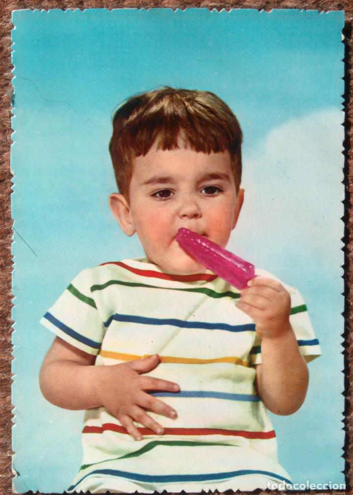 Postales: NI&Ntilde;O CON POLO - Foto 1
