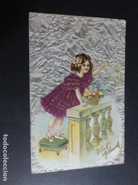 Postales: NI&Ntilde;A ASOMADA A BALCON POSTAL EN RELIEVE - Foto 1