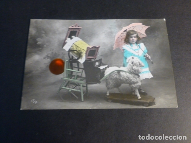 Postales: NI&Ntilde;A JUGANDO CON MU&Ntilde;ECA POSTAL - Foto 1