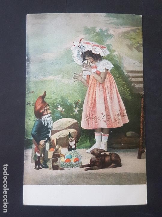 Postales: NI&Ntilde;A CON GNOMO POSTAL - Foto 1