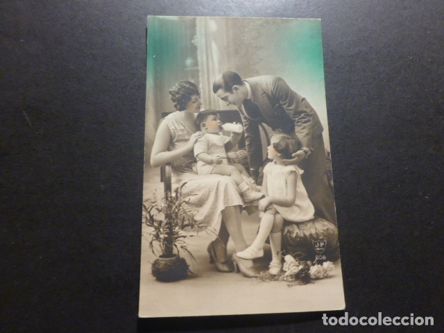 Postales: NI&Ntilde;OS CON PADRES POSTAL - Foto 1