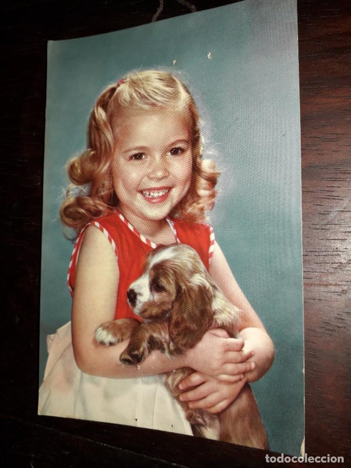 Postales: N&ordm; 7455 POSTAL NI&Ntilde;A CON PERRO - Foto 1