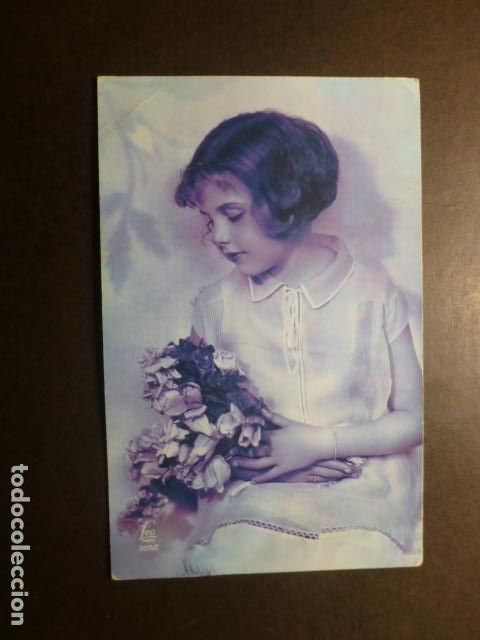 Postales: NI&Ntilde;A CON FLORES POSTAL - Foto 1