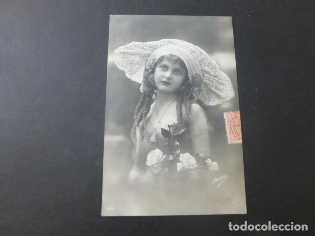 Postales: NI&Ntilde;A CON FLORES POSTAL - Foto 1