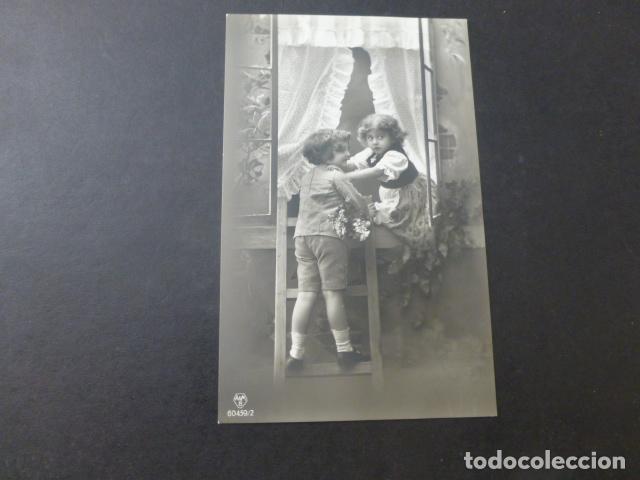 Postales: NI&Ntilde;OS EN VENTANA POSTAL - Foto 1