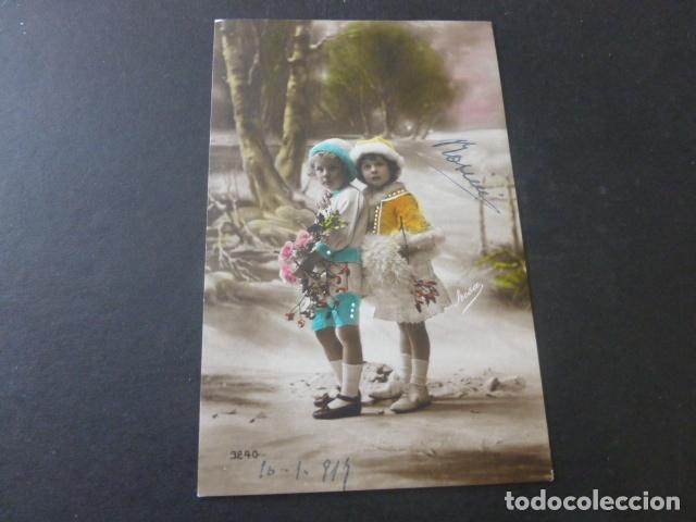 Postales: NI&Ntilde;AS CON FLORES POSTAL - Foto 1