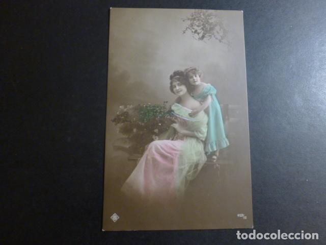 Postales: MADRE E HIJA POSTAL - Foto 1