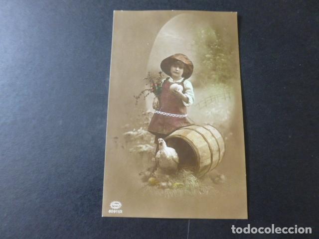Postales: NI&Ntilde;O CON HUEVOS POSTAL - Foto 1